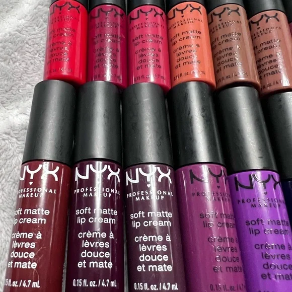 NYX Soft Matte Lip Cream Set - Assorted Shades 18 count 4.7 ml - Picture 3 of 10